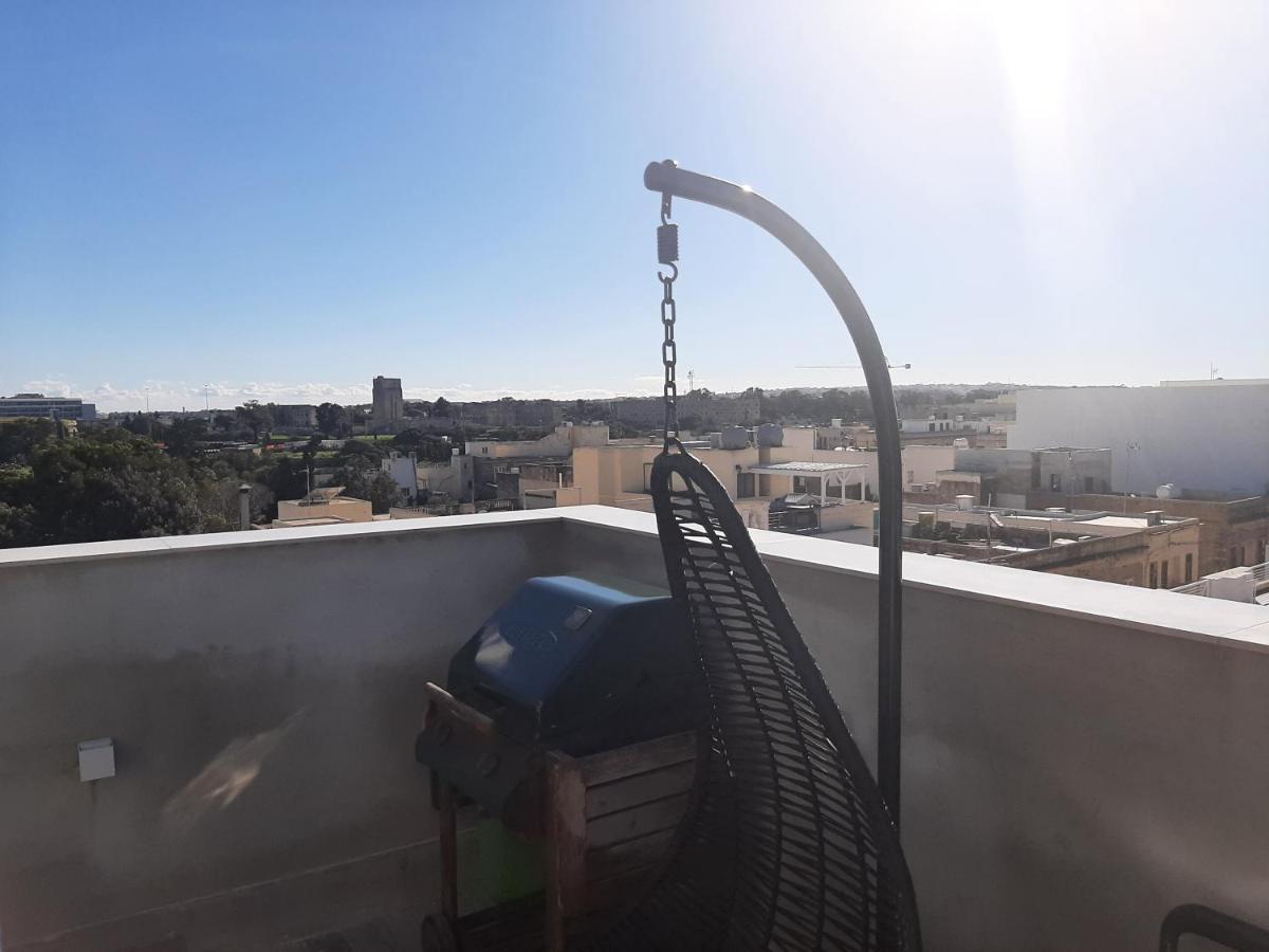 Town Pent House Διαμέρισμα Luqa Εξωτερικό φωτογραφία